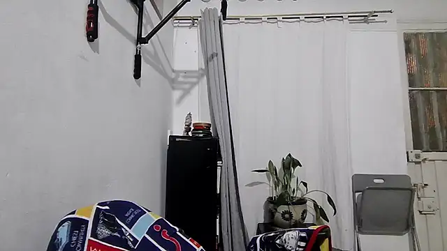 JBond007BBC 现场XXX聊天