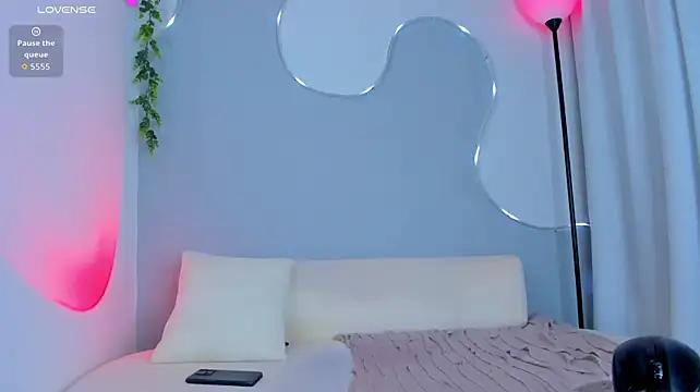 Sophiee_ss Chat XXX in diretta