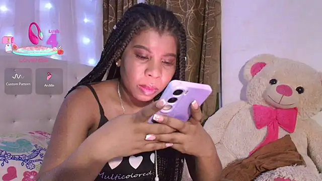 ivonjoness Adlı Modelin Canlı XXX Sohbeti