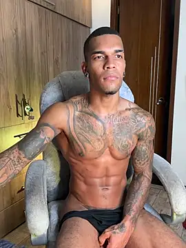 blackboy-strong Chat XXX in diretta