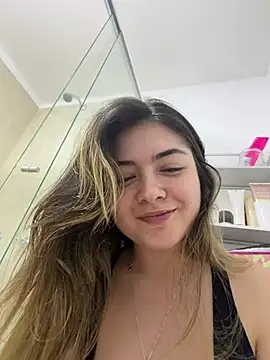 دردشة Lau_Bee الجنسية المباشرة