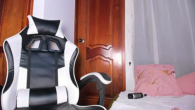 دردشة liia_marin الجنسية المباشرة