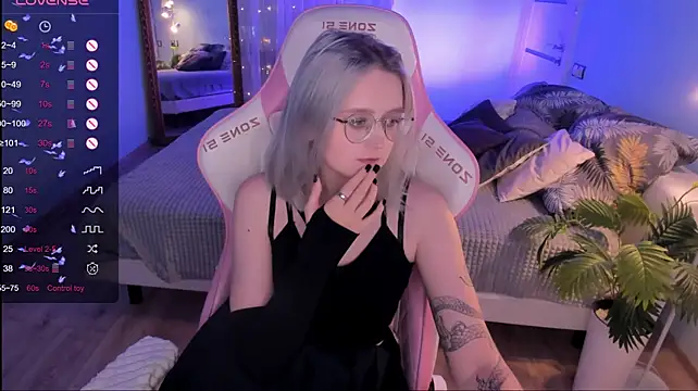 LunarGlow – Naživo XXX chat
