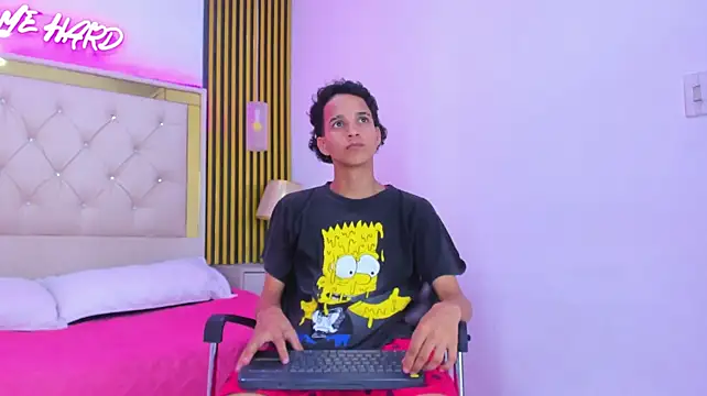JustinSecret's Live XXX Chat