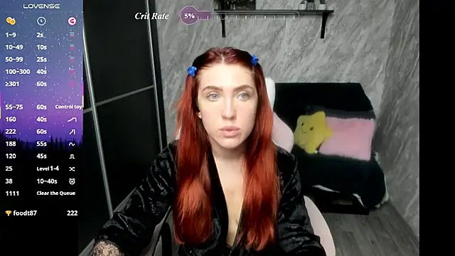 Reginasmilee Chat XXX in diretta