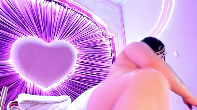 Lushi_LoveのライブXXXチャット