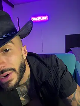Simon_trujillo Chat XXX live