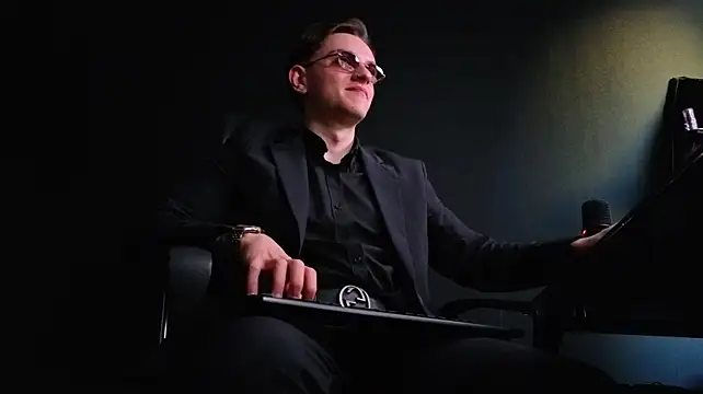 Czat XXX na żywo – FelixStarkk