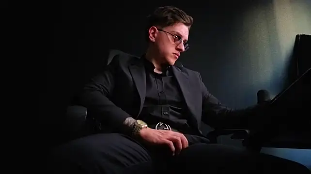 Онлайн чат XXX FelixStarkk