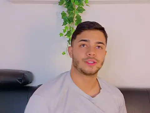 TylerWest_ 라이브 XXX 채팅