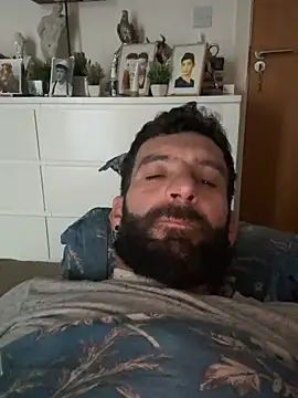 Michel_huge Obrolan Langsung XXX