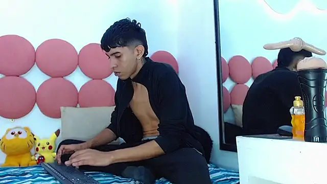 Drake_Jack Live XXX Chat