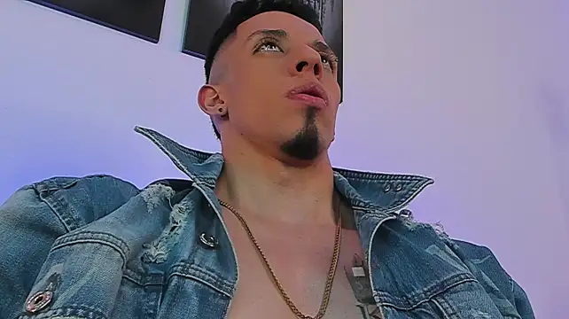 Chat XXX en directo de Angelo_Varek