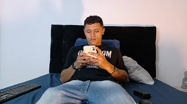 Czat XXX na żywo – Salomon___