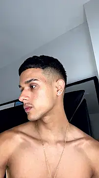 Busterspinter live XXX chat
