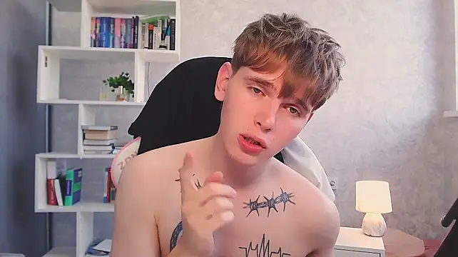Fredd_Xanders Live XXX-chat