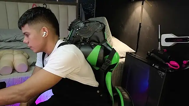 Chatroom XXX en direct de Jack_castell