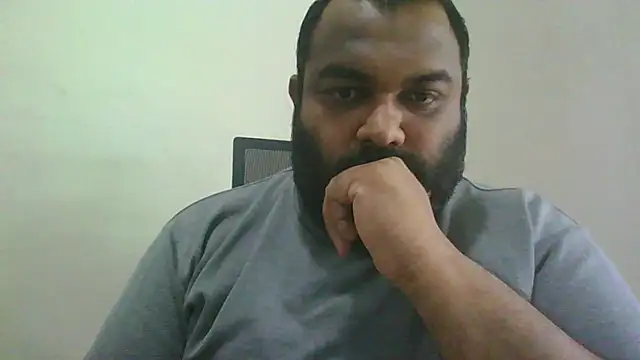 FatCockBoySL Adlı Modelin Canlı XXX Sohbeti