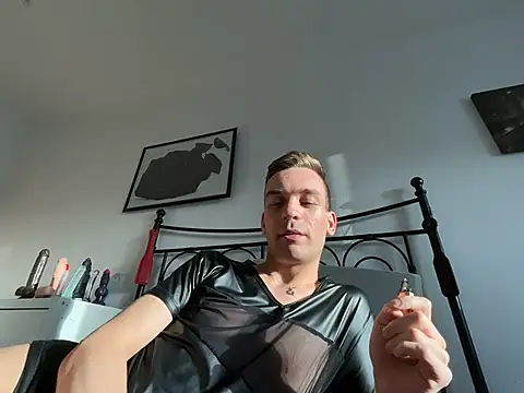 nick_subvyxのライブXXXチャット