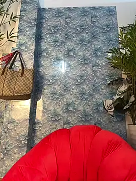 Miuxynh 即時 XXX 聊天