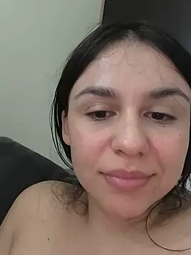 Chat XXX en directo de Daniela-rosee