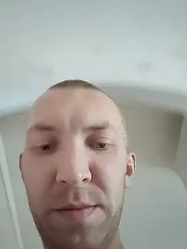 XXX chat uživo modela _uncle_Mitya-43_