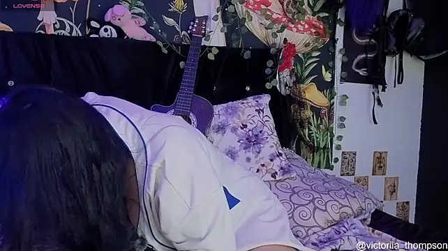แชท XXX สดของ victoriia_thompson