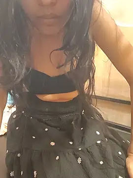 Koziekylie লাইভ XXX চ্যাট