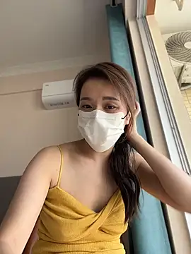 bee-er live XXX chat