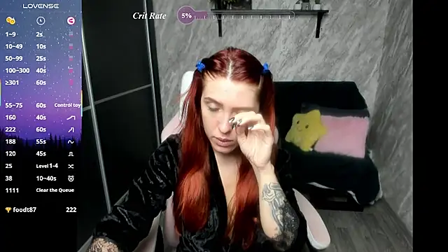 Reginasmilee Chat XXX in diretta