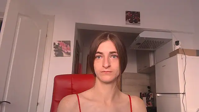 צ'אט XXX בשידור חי של simyhvn