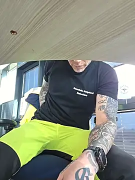 BeYourToy Webcam-Show