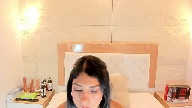 NINAMARTINS লাইভ XXX চ্যাট