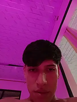 XXX chat uživo modela MenOnlyHot