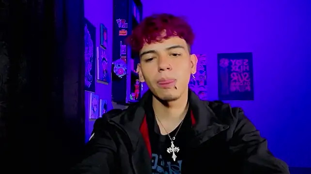 MikeyKuro Live XXX-chat