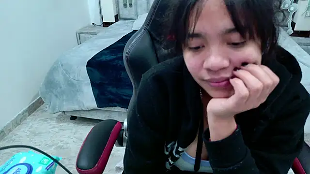 laureentt_ Obrolan Langsung XXX