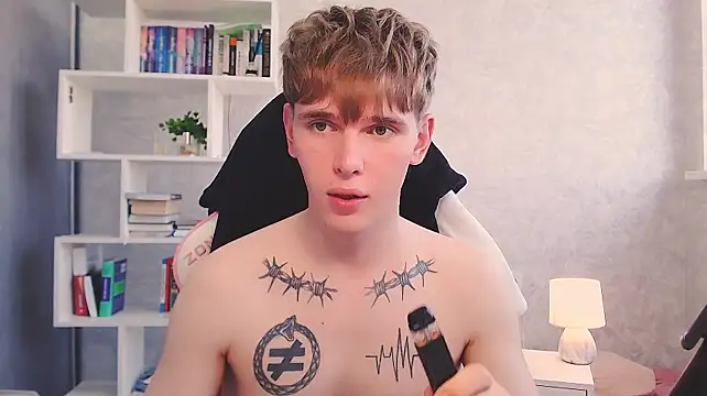 Онлайн чат XXX Fredd_Xanders