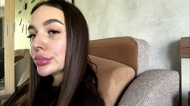 دردشة AntoninaPachew الجنسية المباشرة