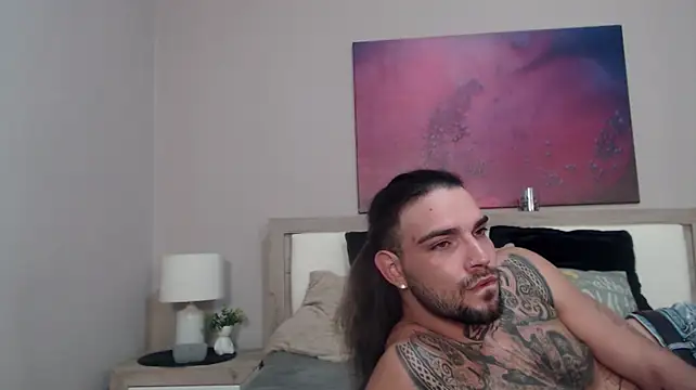 Chatroom XXX en direct de KaneHunter
