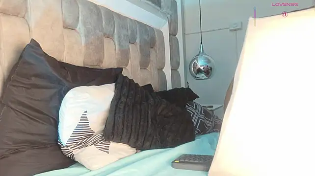 LucasThomson_ Live XXX Chat