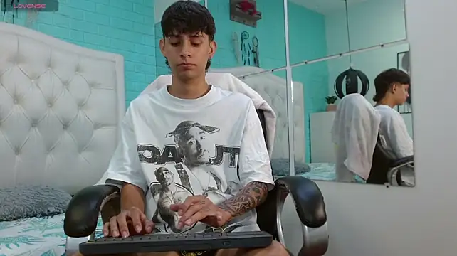 DraxBlade09 live XXX chat
