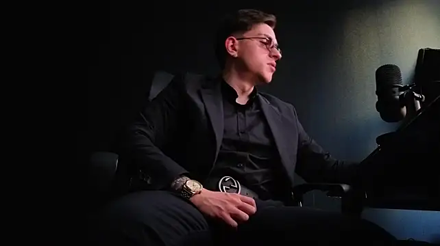 FelixStarkk 现场XXX聊天