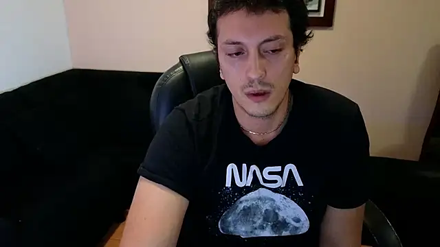 hardaftercum Adlı Modelin Canlı XXX Sohbeti