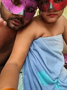 PUNJABICOUPLE09 Adlı Modelin Canlı XXX Sohbeti