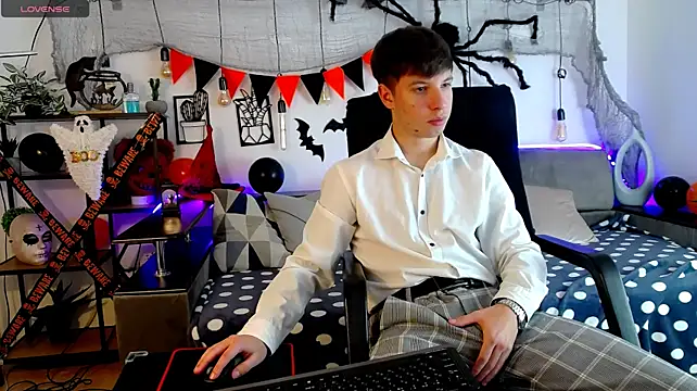 ThomasEdisonn live XXX chat