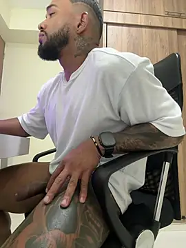 XXX chat uživo modela bruno_miller_