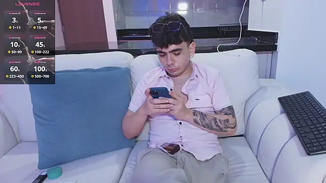 jey_salvatore 现场XXX聊天