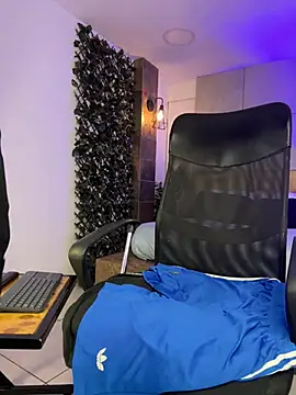 B_Wild Live XXX-chat
