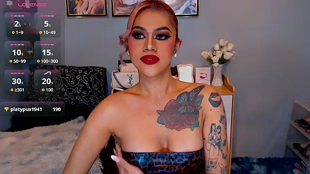 XXX chat uživo modela StellaStrong30