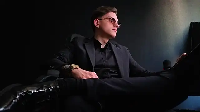 FelixStarkk XXX чат на живо